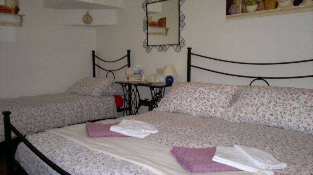 Lo Scoiattolo E La Noce Bed & Breakfast Stresa Oda fotoğraf