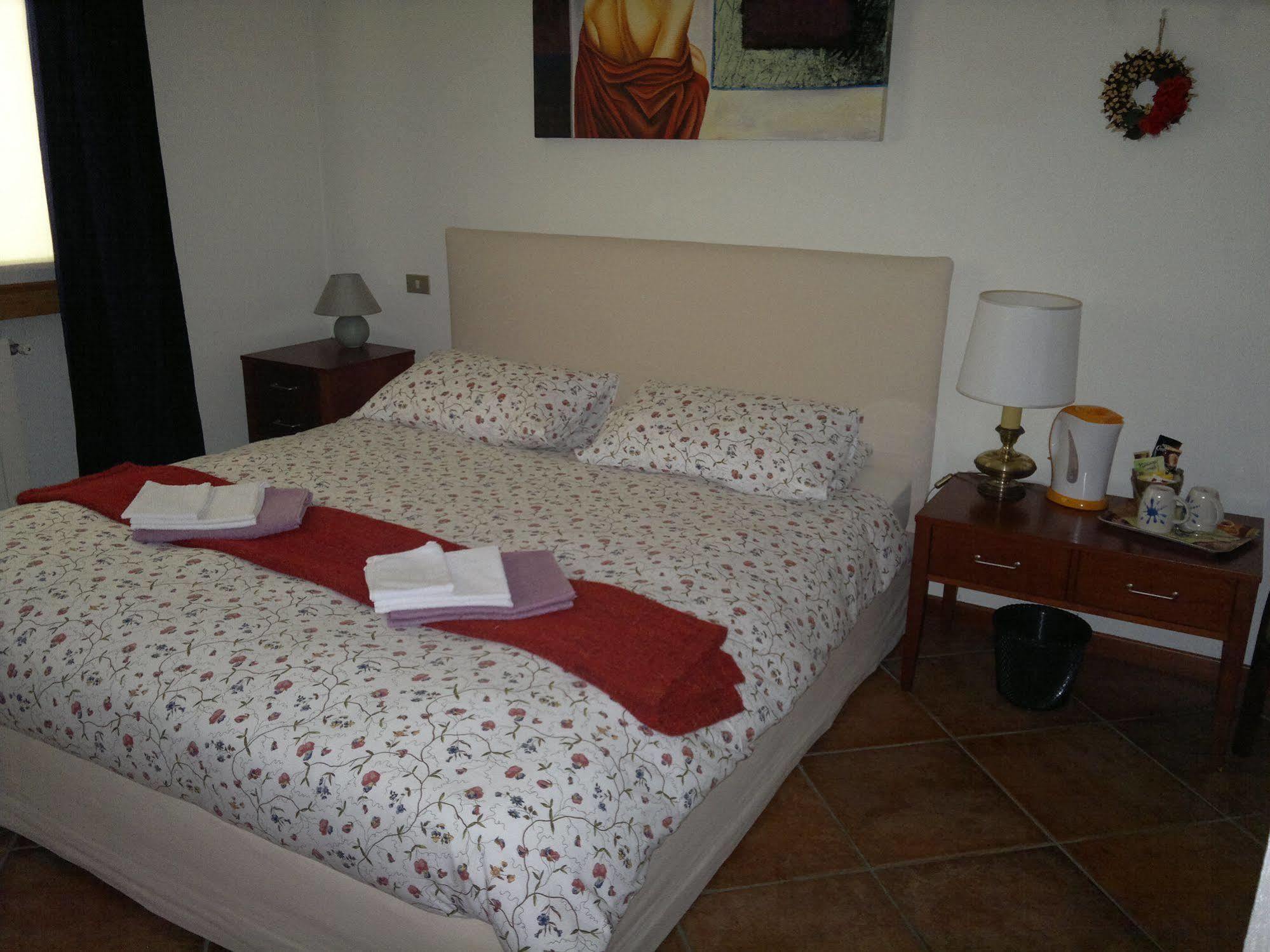 Lo Scoiattolo E La Noce Bed & Breakfast Stresa Dış mekan fotoğraf