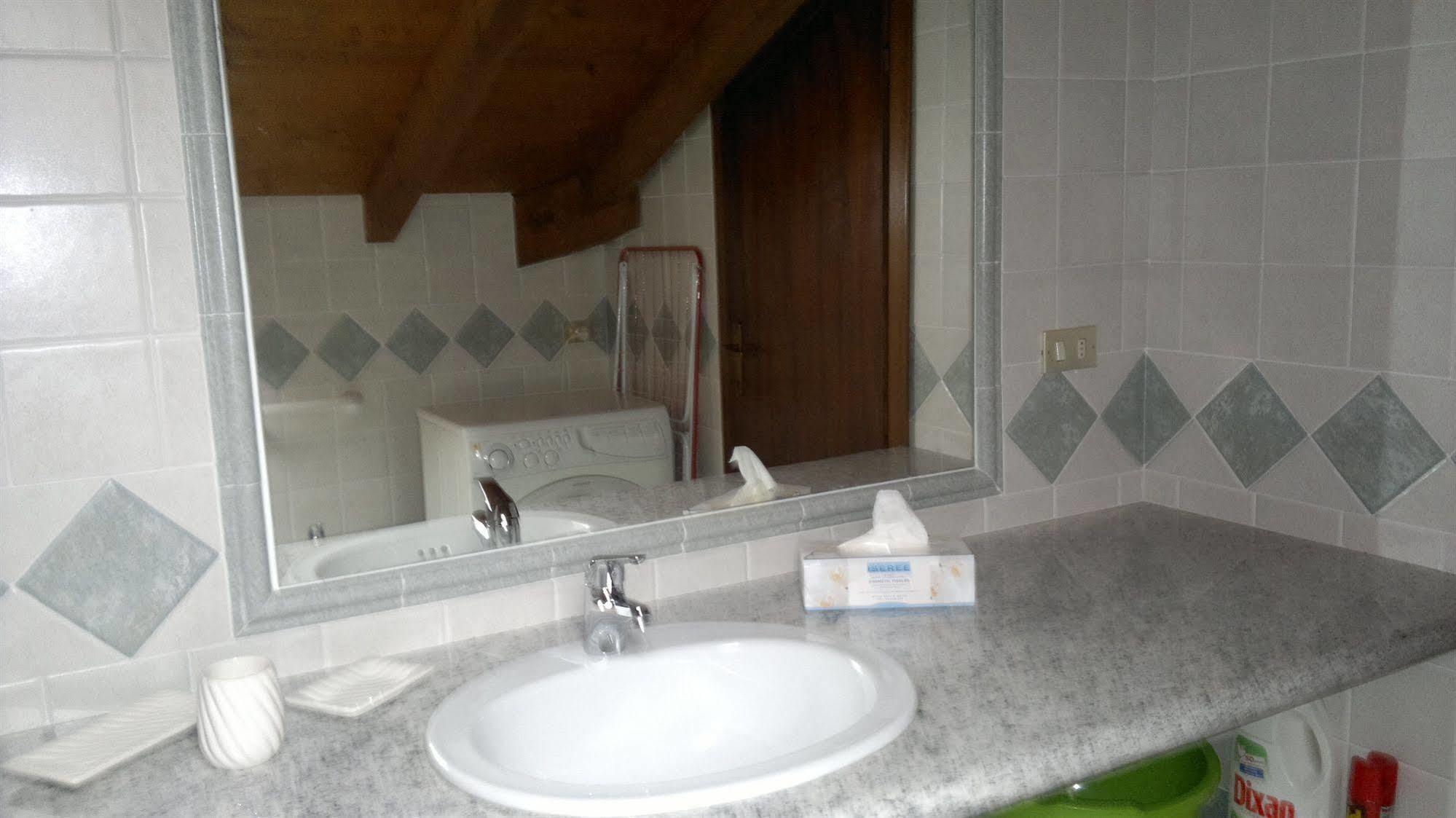 Lo Scoiattolo E La Noce Bed & Breakfast Stresa Dış mekan fotoğraf