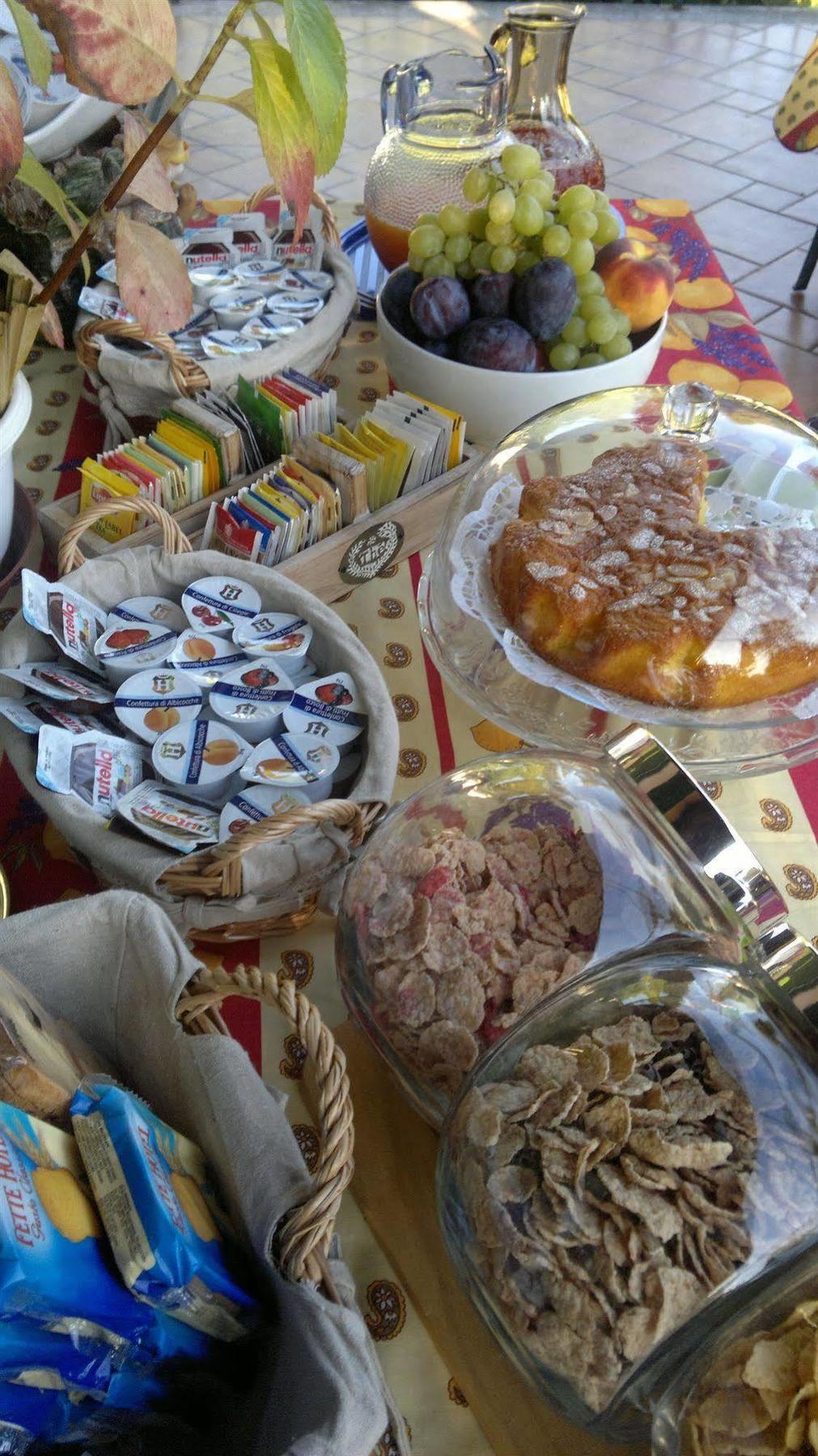 Lo Scoiattolo E La Noce Bed & Breakfast Stresa Dış mekan fotoğraf